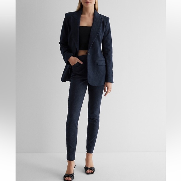 One Button Blazer - Picture 7 of 8